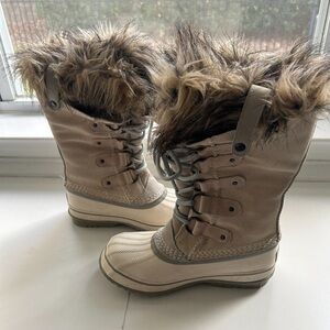EUC Sorel Joan Of Artic Winter White Boots Size 5